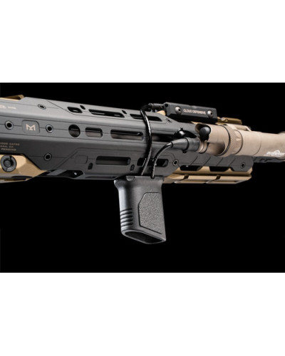 Strike Industries - Chwyt M-LOK® Angled Vertical Grip - Short - Czarny - SI-AR-CMAG-S